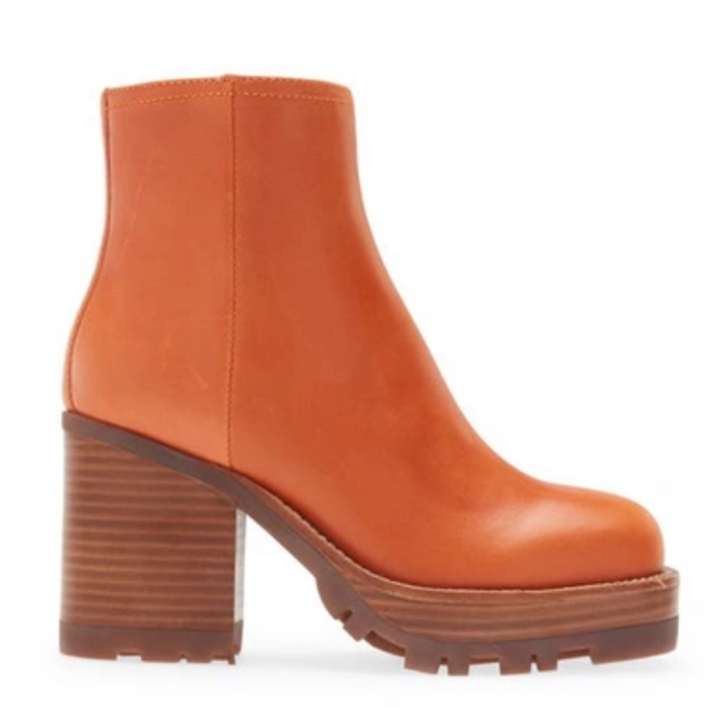 Jeffrey Campbell
Women's Orange Abundant Lug Sole Boot 8.5